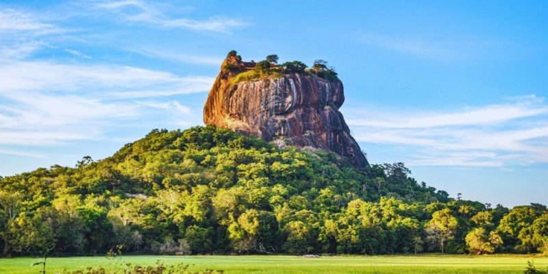 sigiriya-rock-fortress